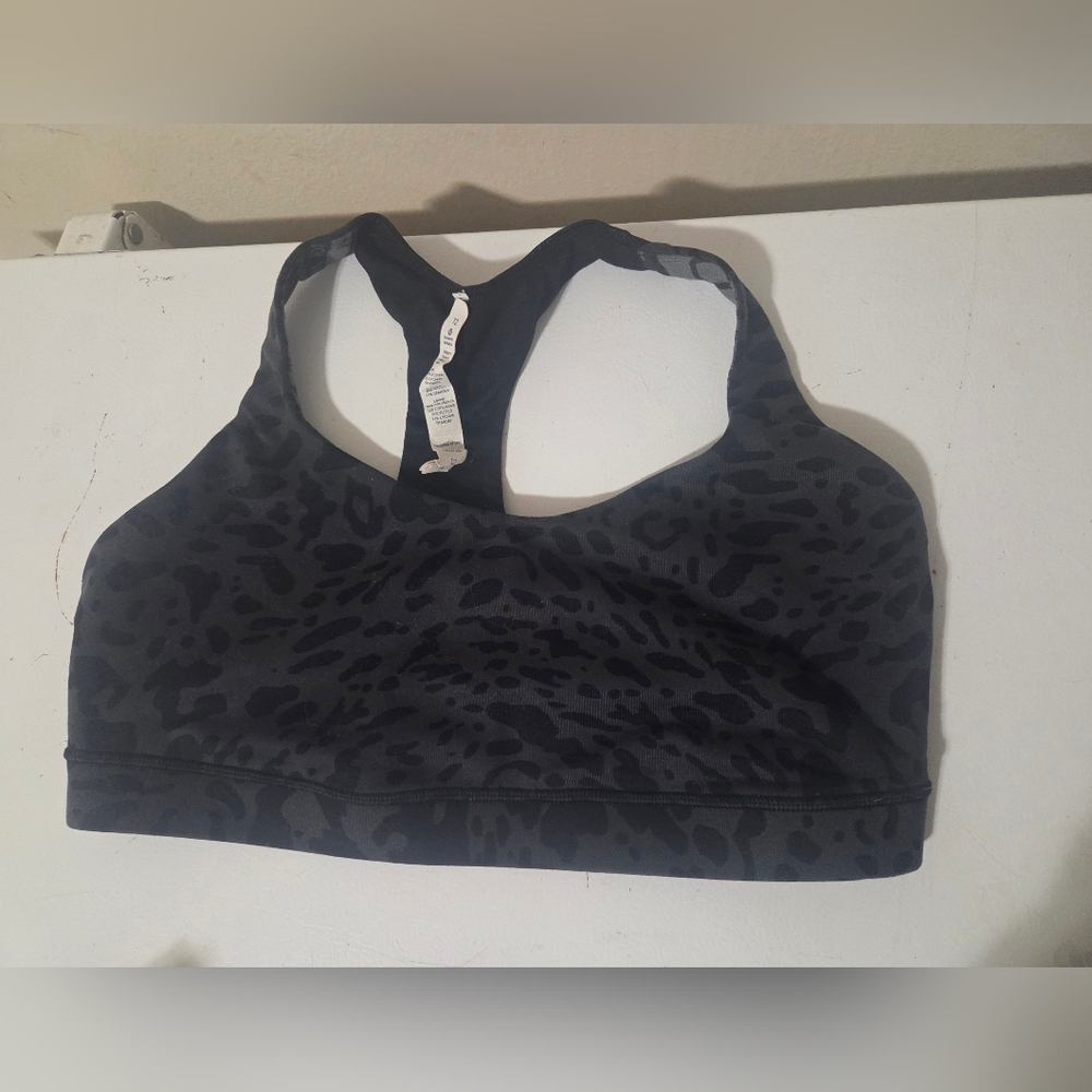 Lululemon 50 Rep Bra Size 12